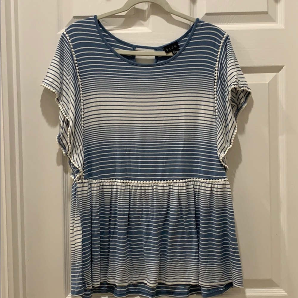 BLUE STRIPED TOP
